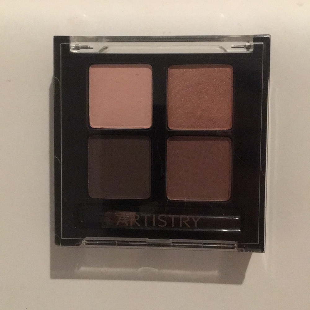 NEW Artistry Eyeshadows